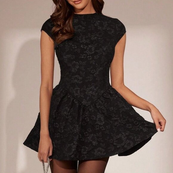 Black Women's Romantic Floral Jacquard Waist Cinching Short Sleeves Mini dress - Picture 3 of 7